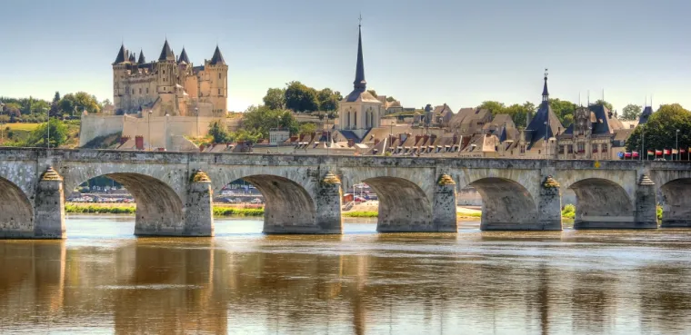 Découvrir les châteaux de la Loire, Chambres d’hôtes La Tour de Bellevue, Saumur