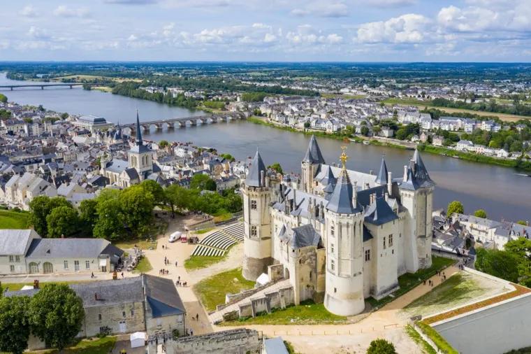 Offrez-vous une escapade estivale à La Tour de Bellevue, Saumur, Chambres d'hôtes La Tour de Bellevue